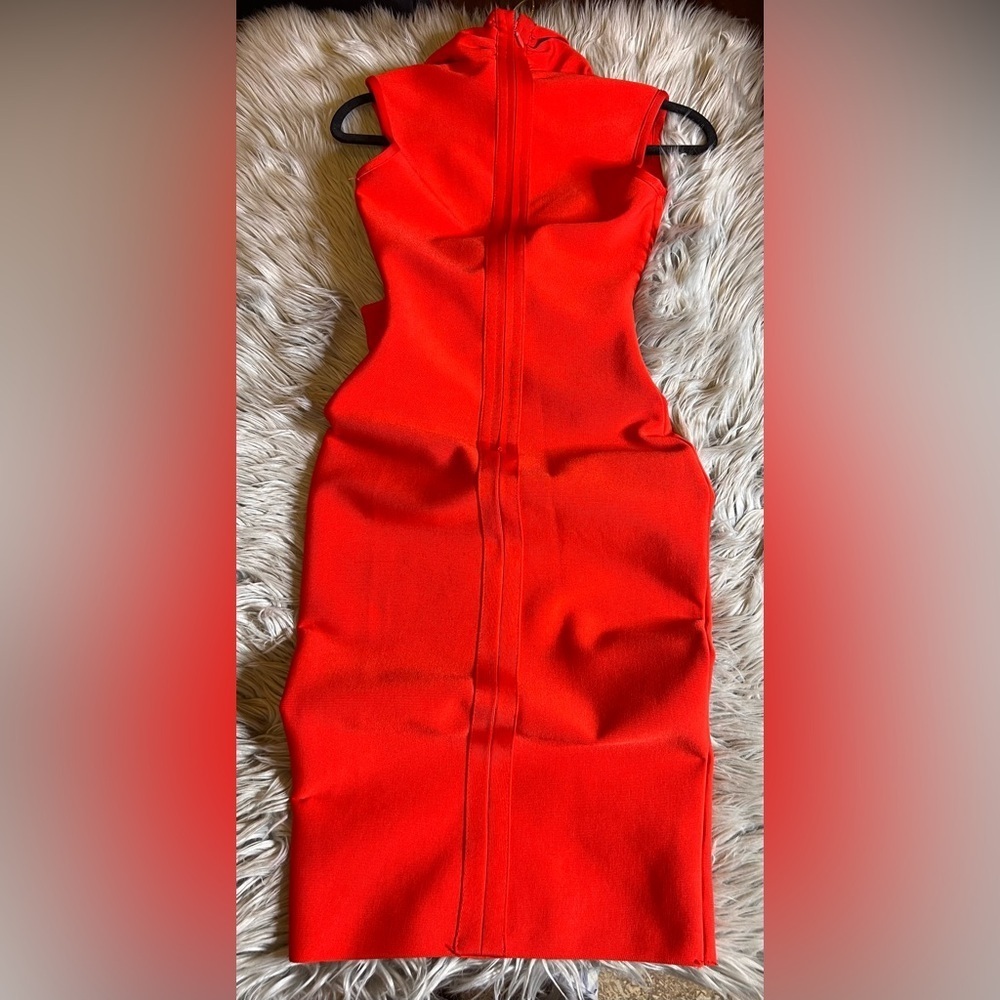 Like new stunning Valiemt Paris dress - Picture 5 of 5